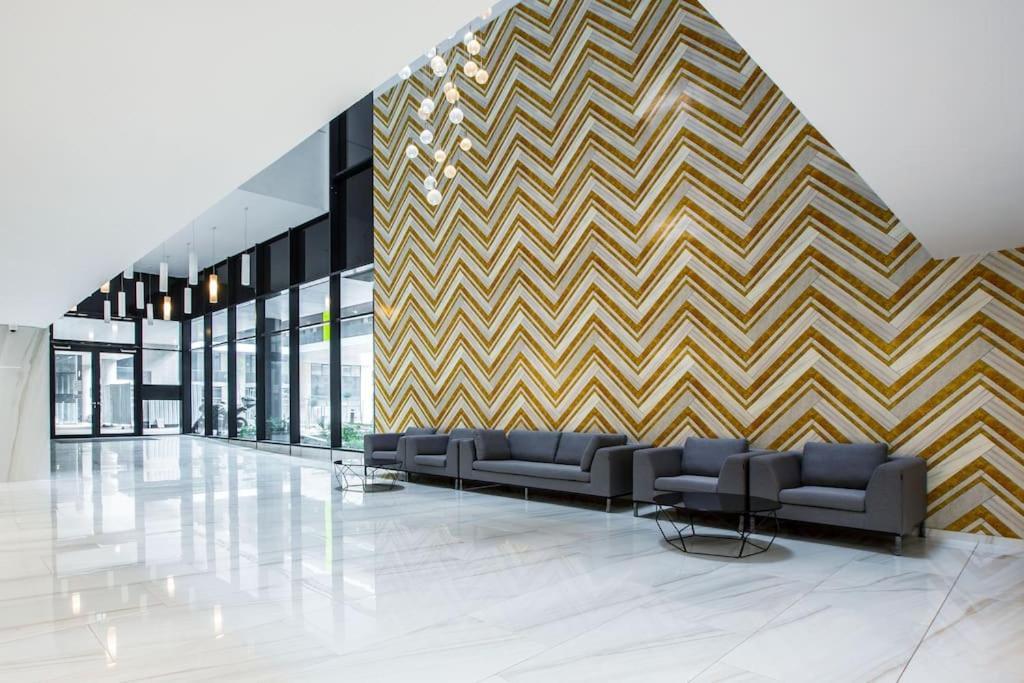 Apartament Tranquil Oasis At Corvin Promenade - 010