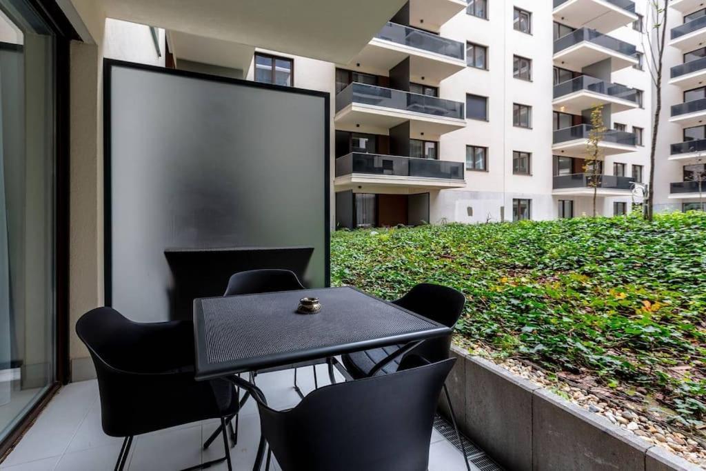 Apartment Tranquil Oasis At Corvin Promenade - 010